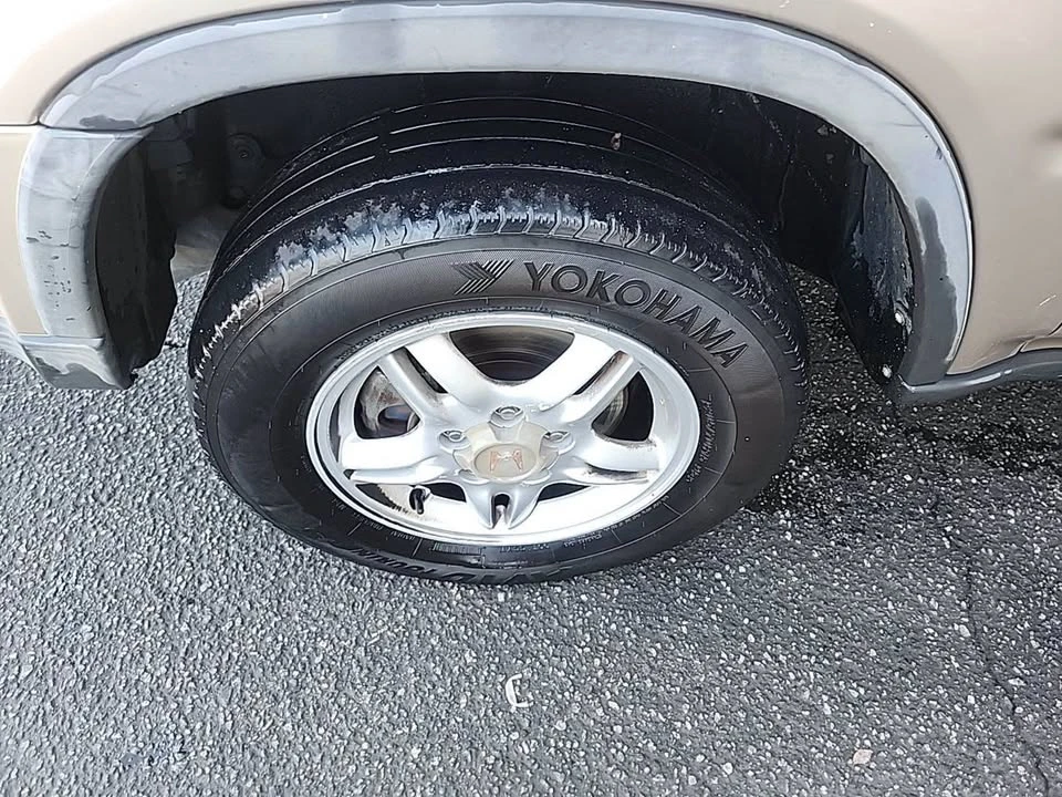 2001 Honda CR-V 1st Gen - Image 8 of 8