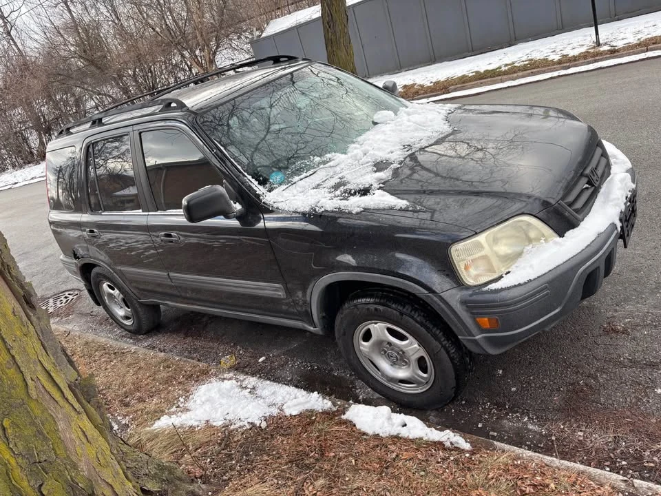 2001 Honda CR-V 1st Gen - Image 2 of 4