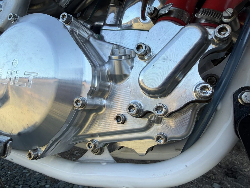 2001 Honda CR - Image 25 of 31
