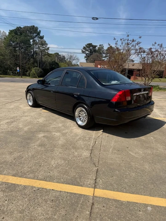 2001 Honda Civic 7th Gen - Image 3 of 10