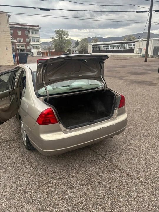 2001 Honda Civic 7th Gen - Image 3 of 10