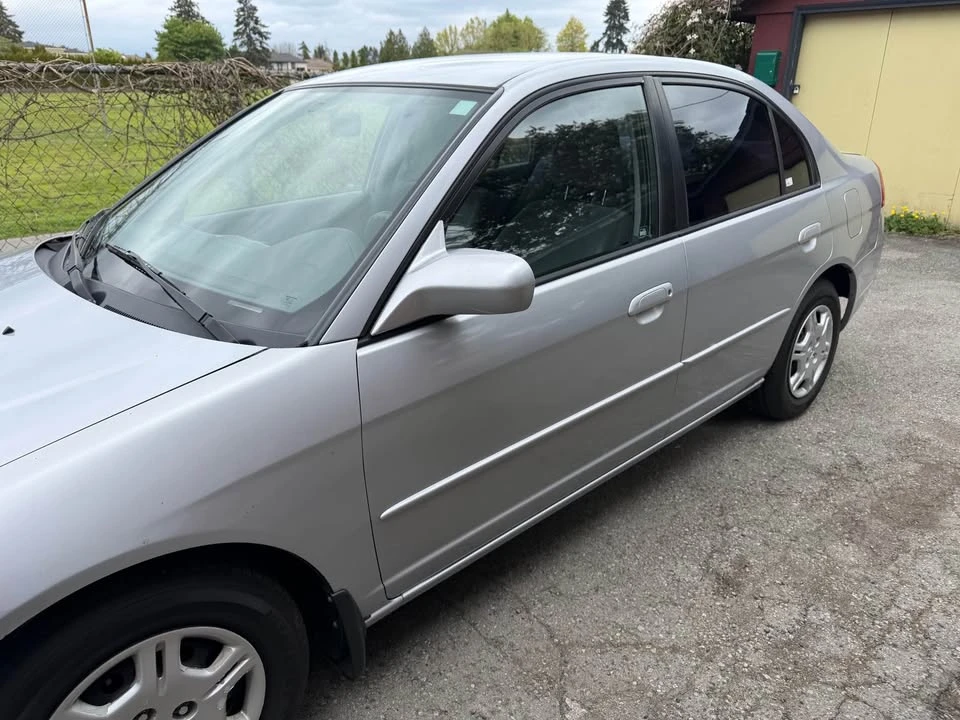 2001 Honda Civic 7th Gen - Image 3 of 8