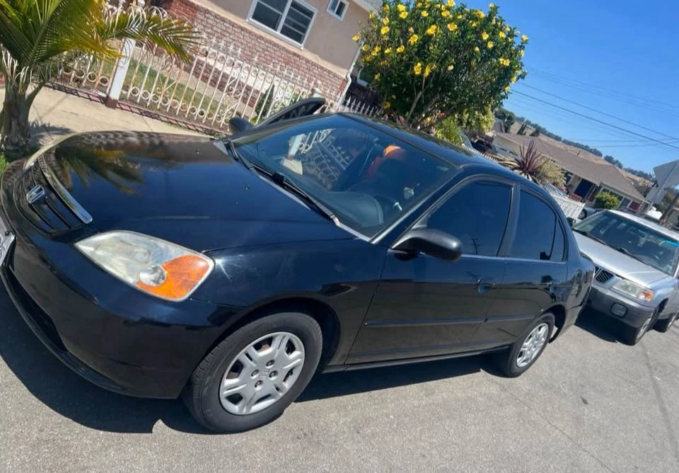 2001 Honda Civic 7th Gen - Image 2 of 4