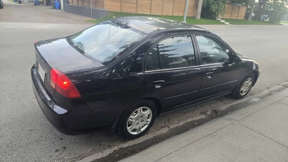 2001 Honda Civic 7th Gen - Image 9 of 10