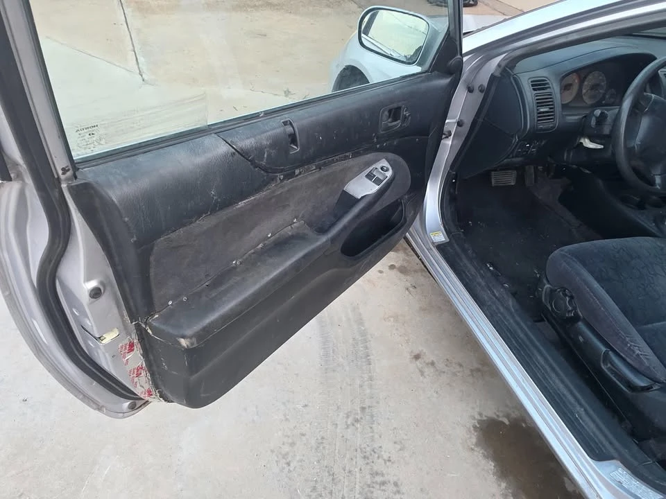 2001 Honda Civic 7th Gen - Image 4 of 9