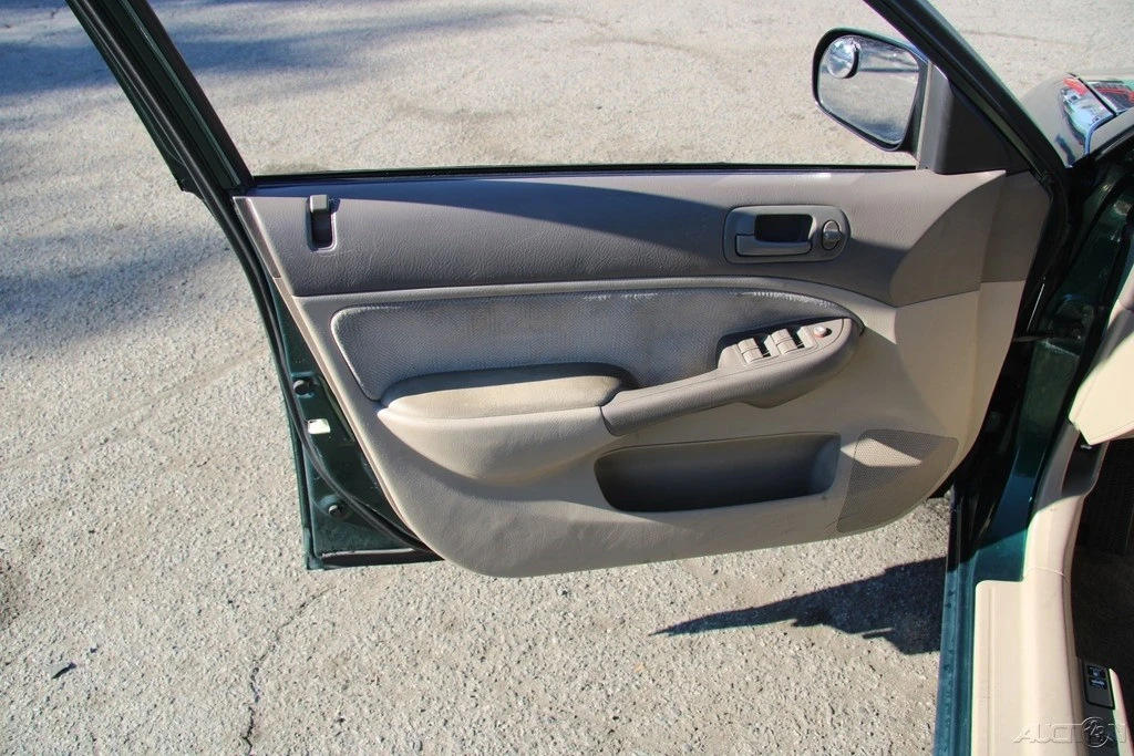 2001 Honda Civic 7th Gen - Image 11 of 21