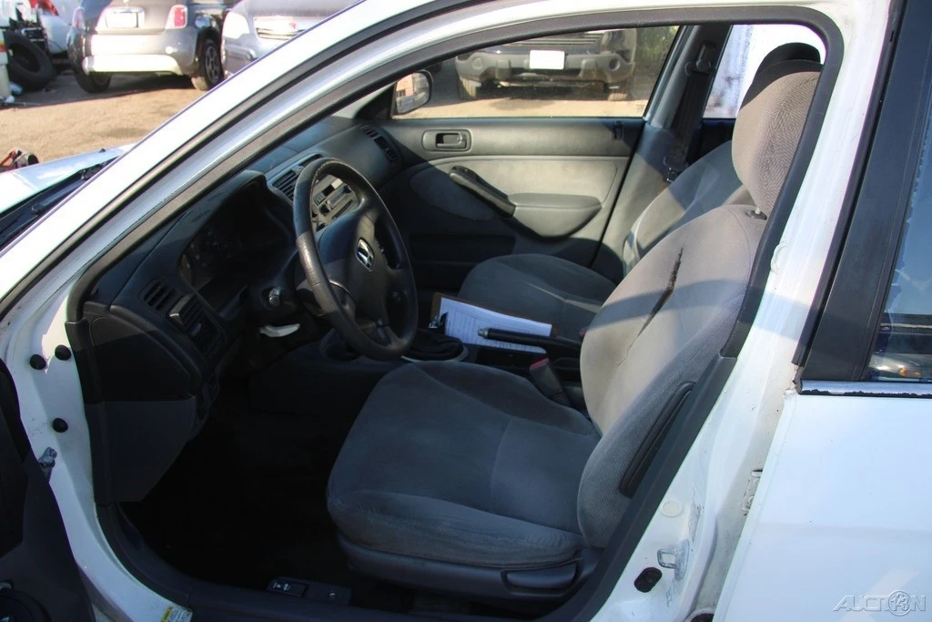 2001 Honda Civic 7th Gen - Image 12 of 21