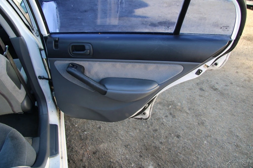 2001 Honda Civic 7th Gen - Image 18 of 21