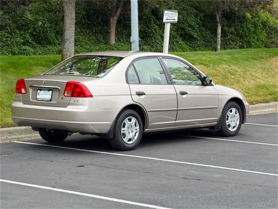 2001 Honda Civic 7th Gen - Image 5 of 31