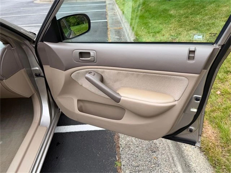 2001 Honda Civic 7th Gen - Image 20 of 31