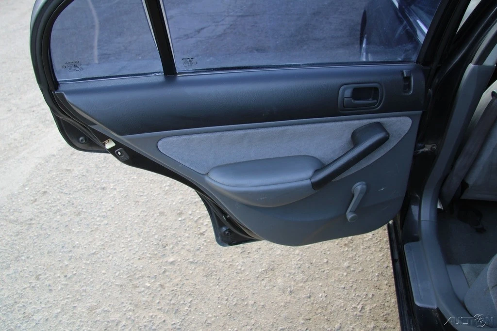 2001 Honda Civic 7th Gen - Image 19 of 21