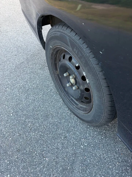 2001 Honda Civic 7th Gen - Image 11 of 12