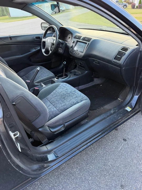 2001 Honda Civic 7th Gen - Image 7 of 12