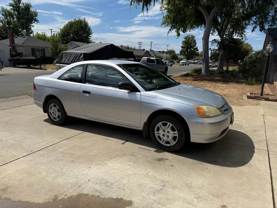 2001 Honda Civic 7th Gen - Image 2 of 8