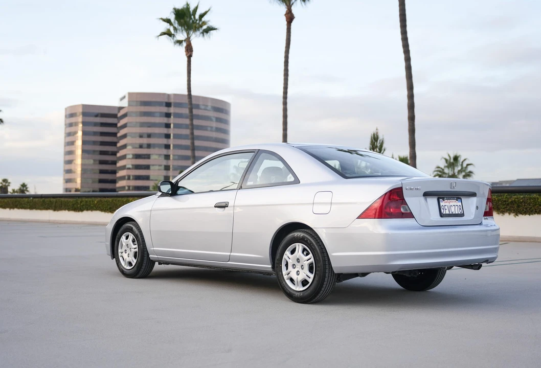 2001 Honda Civic 7th Gen - Image 14 of 31