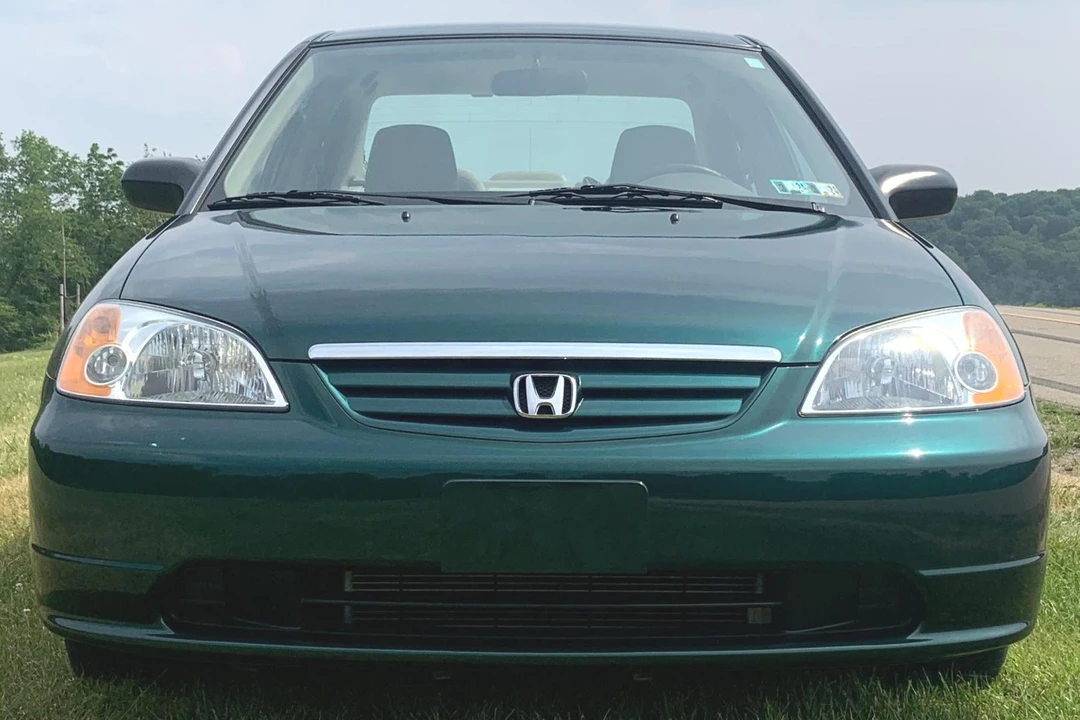 2001 Honda Civic 7th Gen - Image 2 of 31