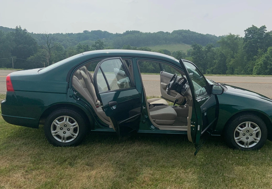 2001 Honda Civic 7th Gen - Image 13 of 31