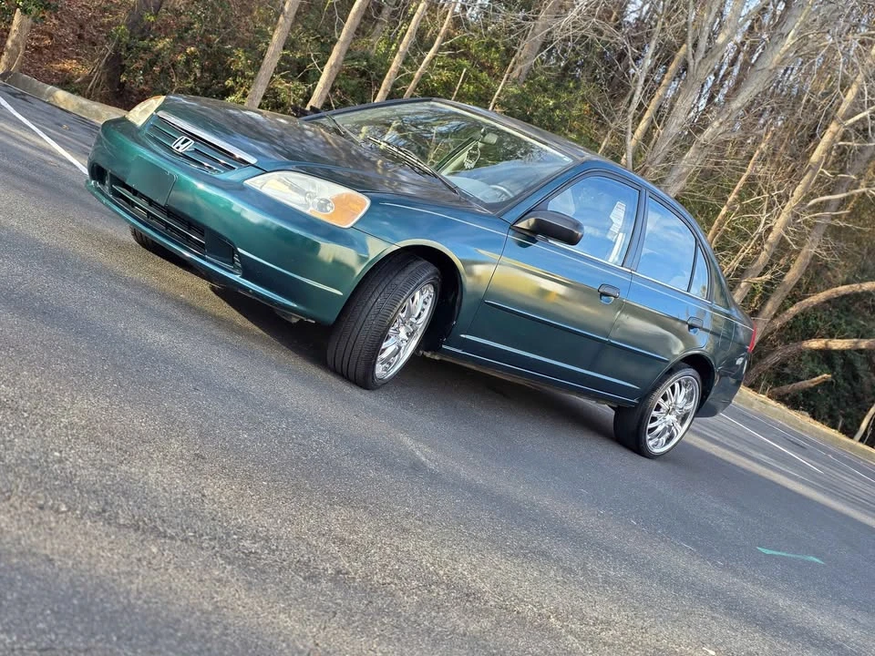 2001 Honda Civic 7th Gen - Image 3 of 7