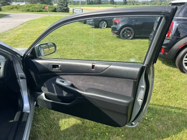 2001 Honda Civic 7th Gen - Image 25 of 31