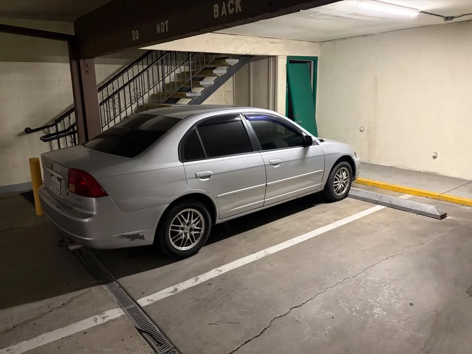 2001 Honda Civic 7th Gen - Image 2 of 10