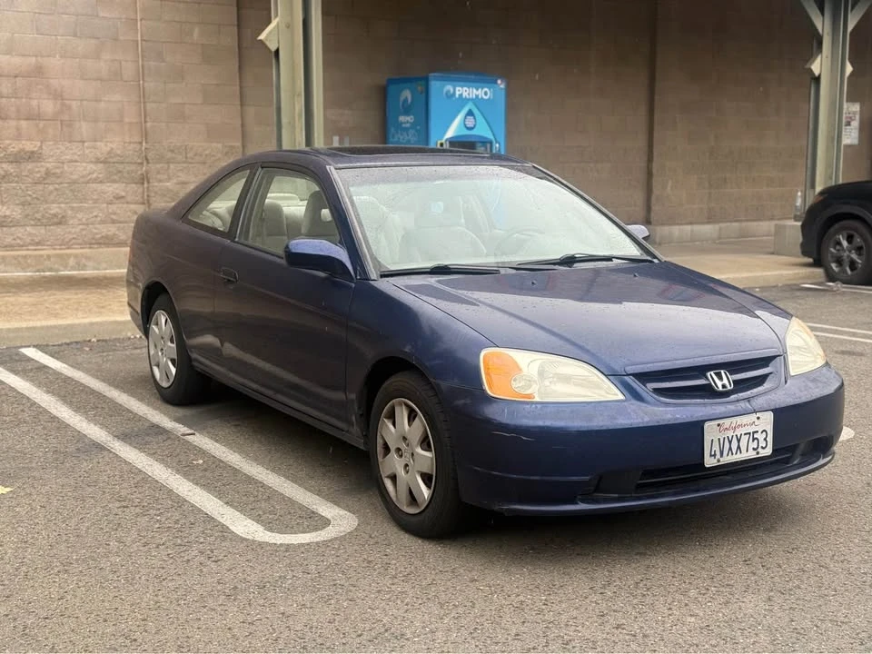 2001 Honda Civic 7th Gen - Image 2 of 11