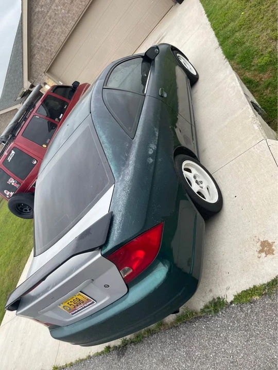 2001 Honda Civic 7th Gen - Image 2 of 6