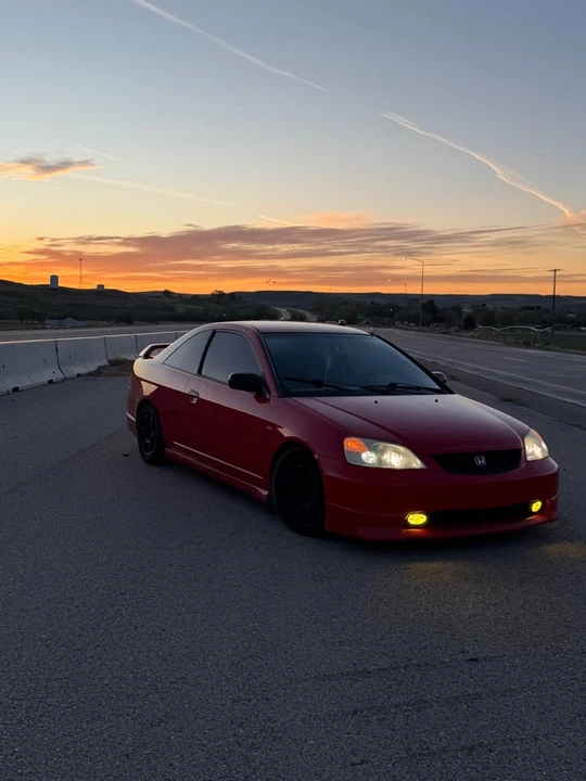 2001 Honda Civic 7th Gen - Image 2 of 8