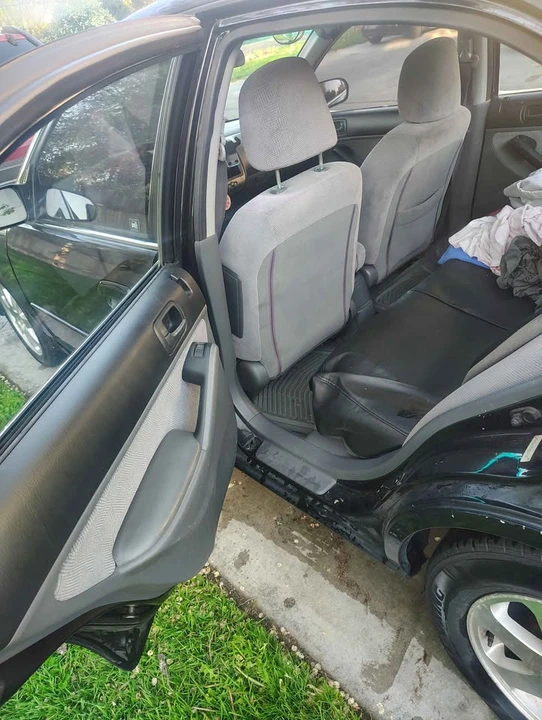 2001 Honda Civic 7th Gen - Image 4 of 11