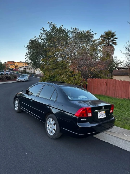 2001 Honda Civic 7th Gen - Image 4 of 8
