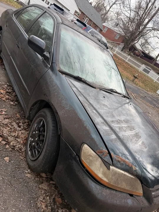 2001 Honda Civic 7th Gen - Image 2 of 18