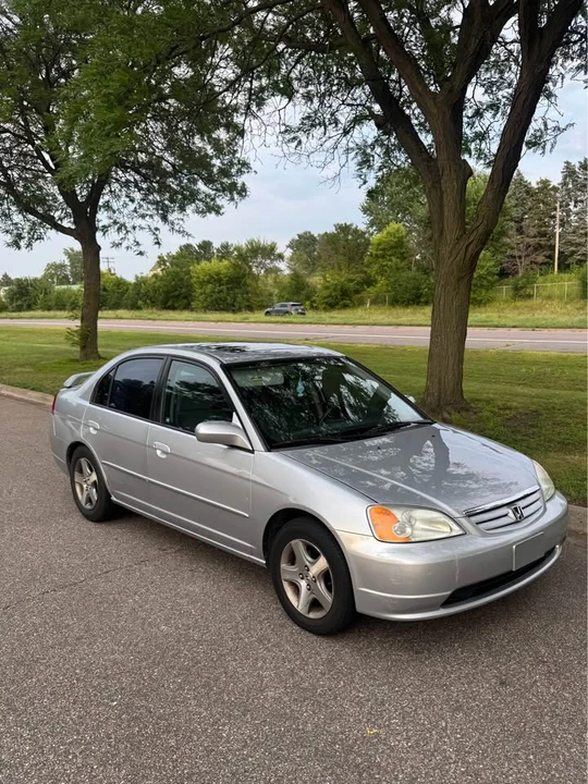 2001 Honda Civic 7th Gen - Image 2 of 5