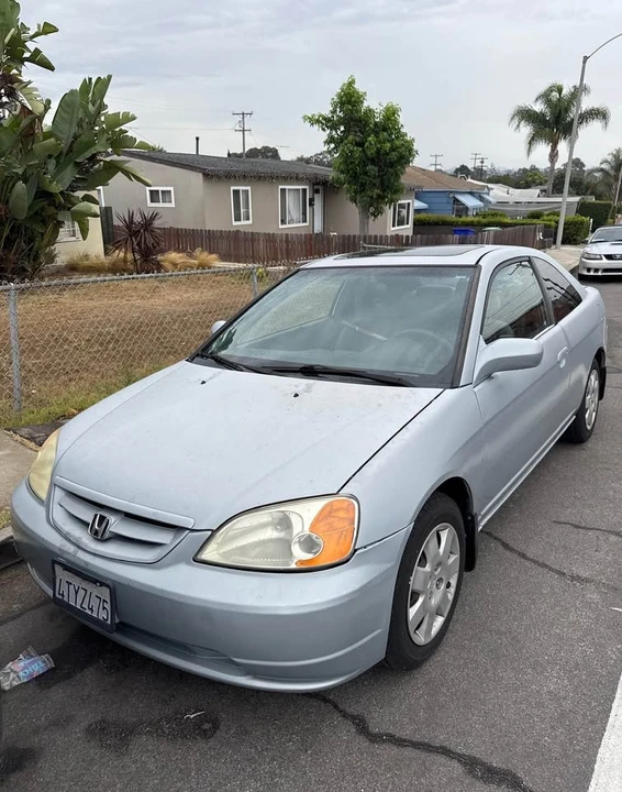 2001 Honda Civic 7th Gen - Image 2 of 3