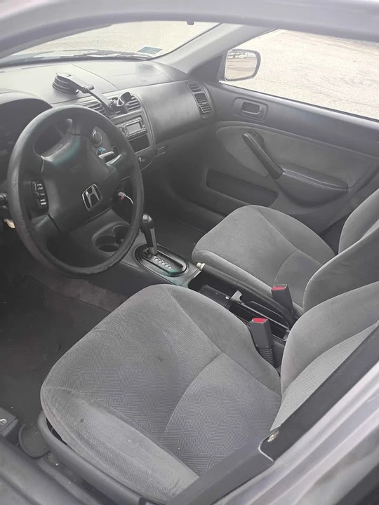 2001 Honda Civic 7th Gen - Image 9 of 10