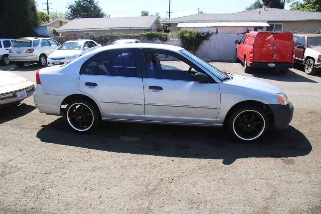2001 Honda Civic 7th Gen - Image 10 of 21