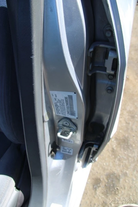 2001 Honda Civic 7th Gen - Image 13 of 21