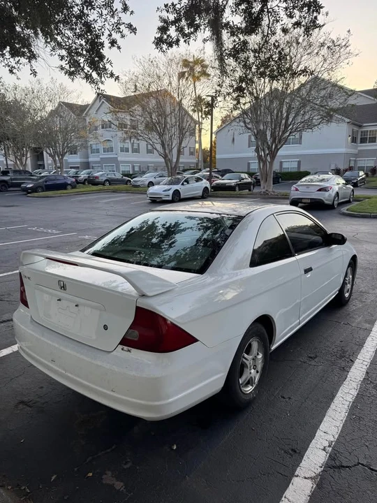 2001 Honda Civic 7th Gen - Image 3 of 10