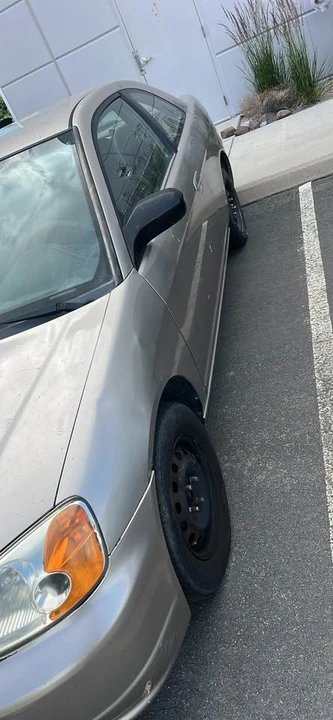 2001 Honda Civic 7th Gen - Image 3 of 3
