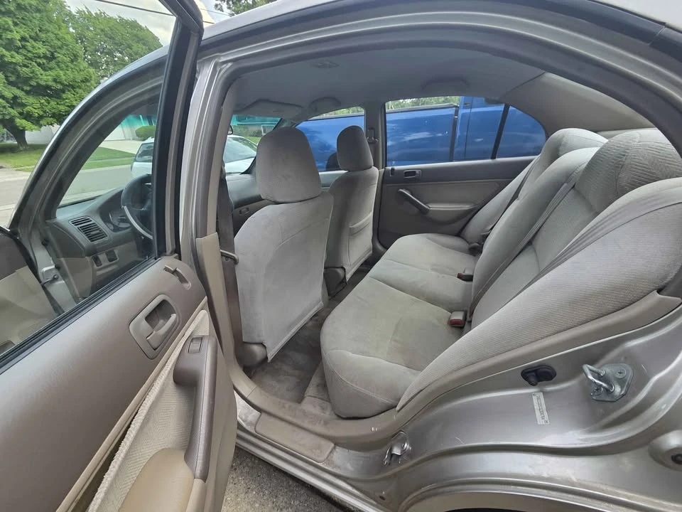 2001 Honda Civic 7th Gen - Image 10 of 12