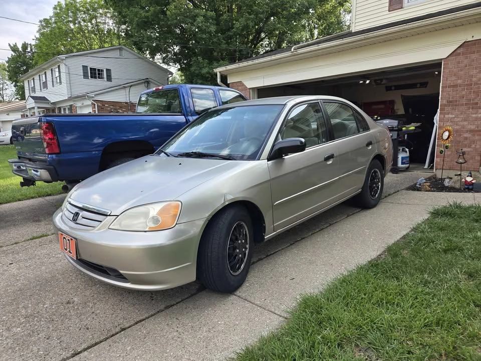 2001 Honda Civic 7th Gen - Image 2 of 12