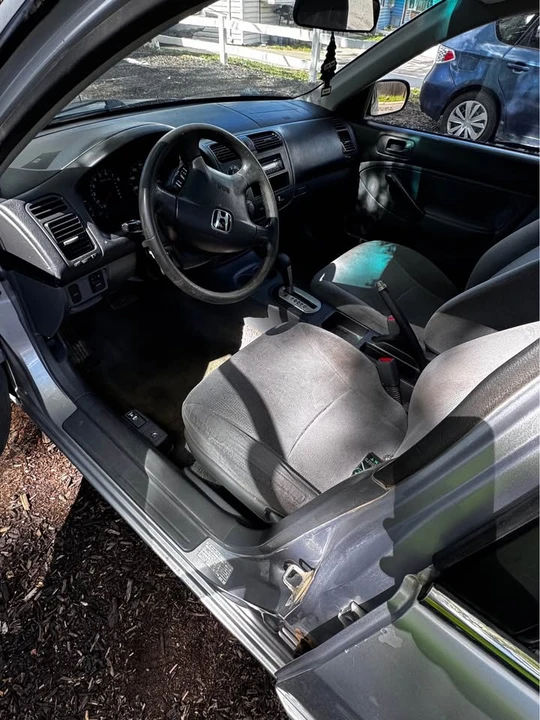 2001 Honda Civic 7th Gen - Image 4 of 8
