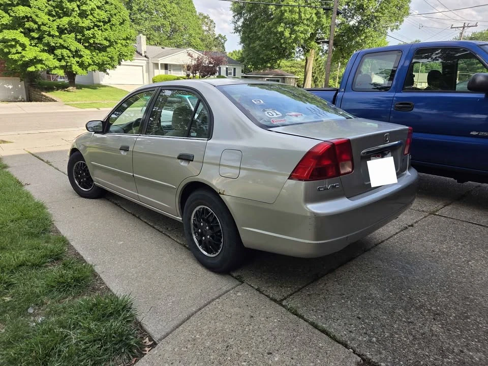 2001 Honda Civic 7th Gen - Image 4 of 12