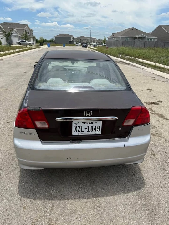2001 Honda Civic 7th Gen - Image 2 of 10
