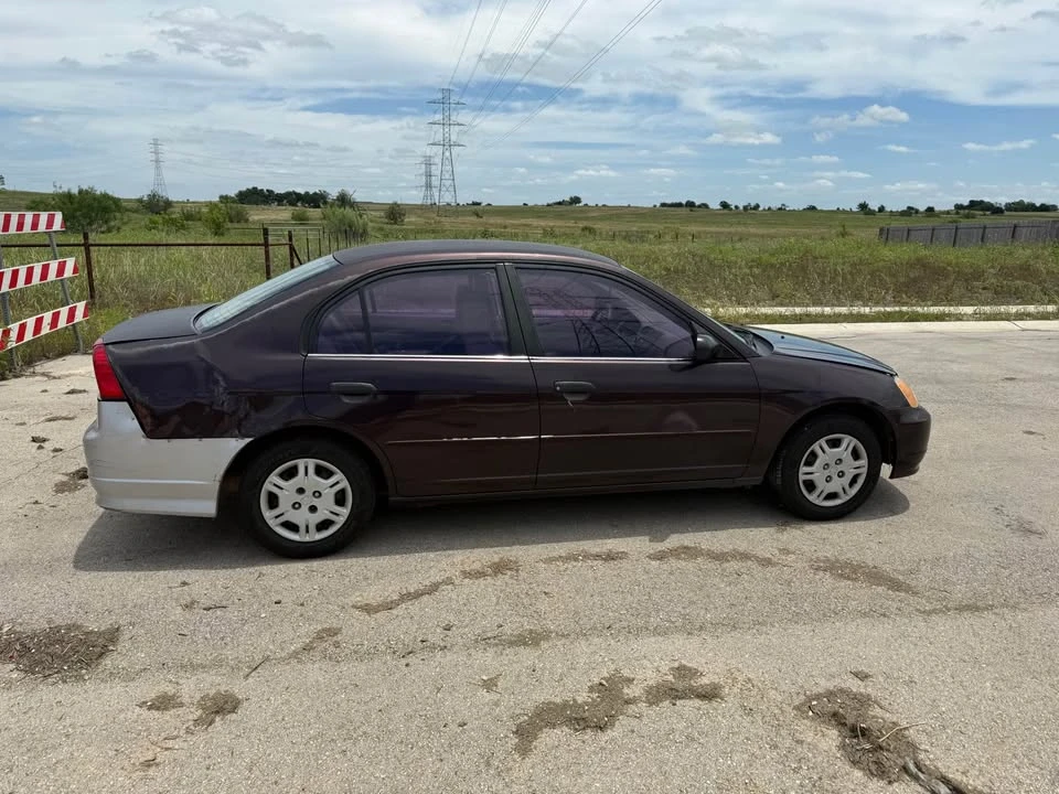 2001 Honda Civic 7th Gen - Image 3 of 10