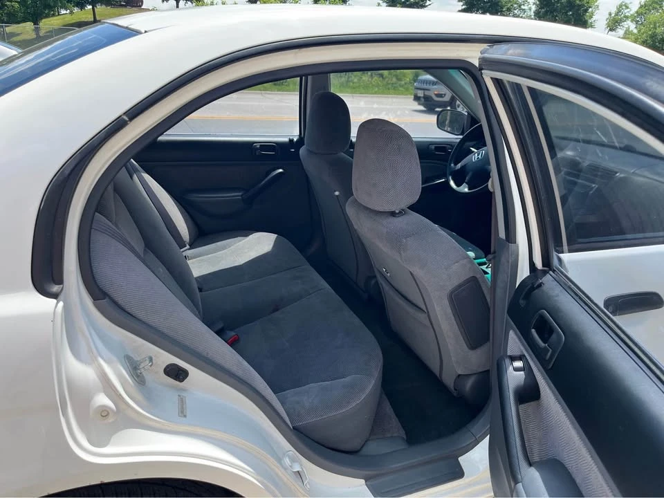 2001 Honda Civic 7th Gen - Image 12 of 18