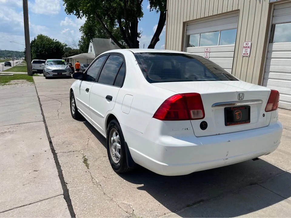 2001 Honda Civic 7th Gen - Image 5 of 18