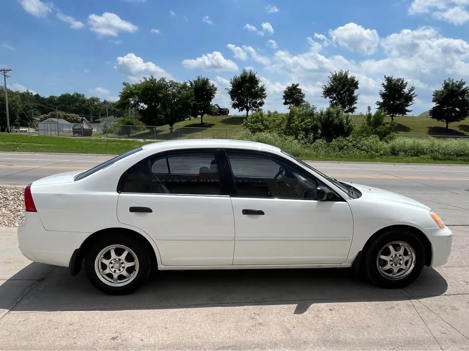 2001 Honda Civic 7th Gen - Image 8 of 18