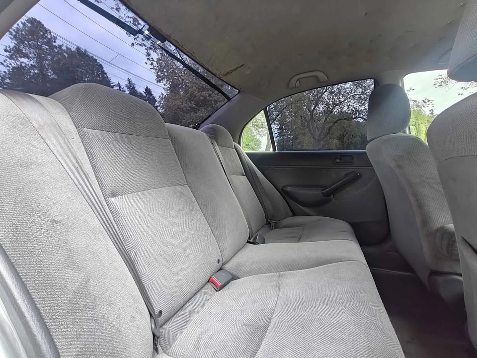 2001 Honda Civic 7th Gen - Image 13 of 18