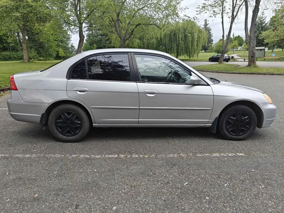 2001 Honda Civic 7th Gen - Image 7 of 18