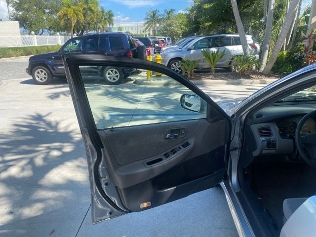 2001 Honda Accord 6th Gen - Image 10 of 21