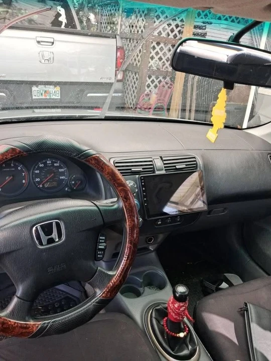 2001 Honda Civic 7th Gen - Image 2 of 3